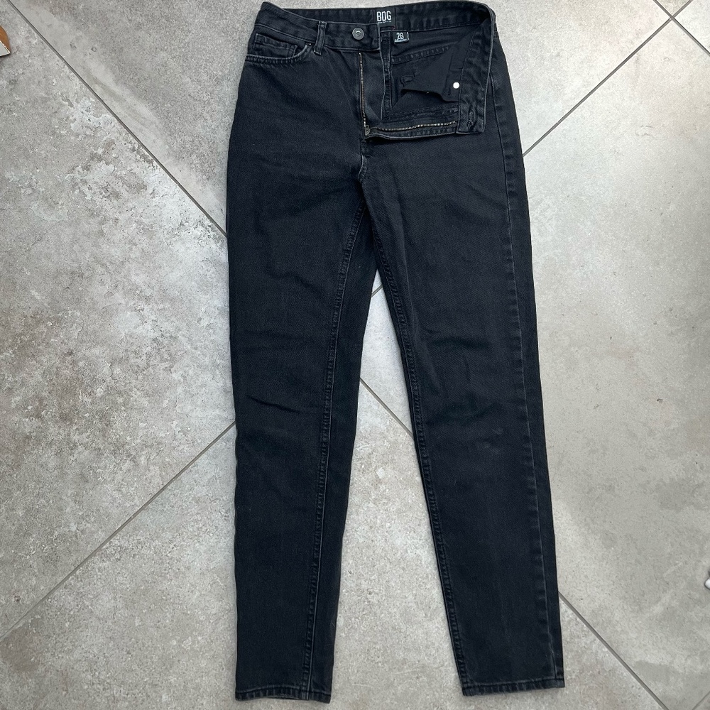 BDG make your bootie look great black jeans size 26